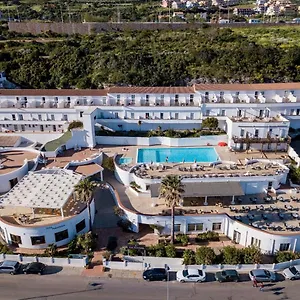 **** Hotel Lh Pedraladda Italy